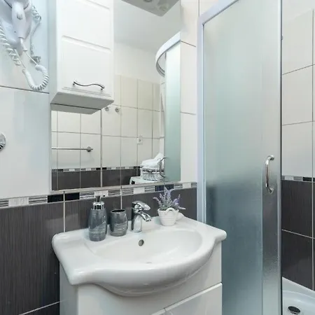 With Swimming Pool Seget Vranjica, Trogir - 24447
