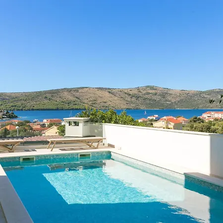 With Swimming Pool Seget Vranjica, Trogir - 24447
